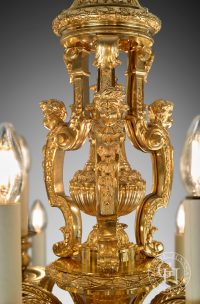 Important lustre de style Louis XIV