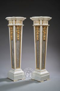 Paire de colonnes de style Louis XVI