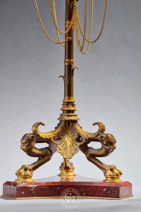 大型古典风格鹳烛台，基于 Ferdinand Barbedienne 和 Antoine-Louis Barye 作品